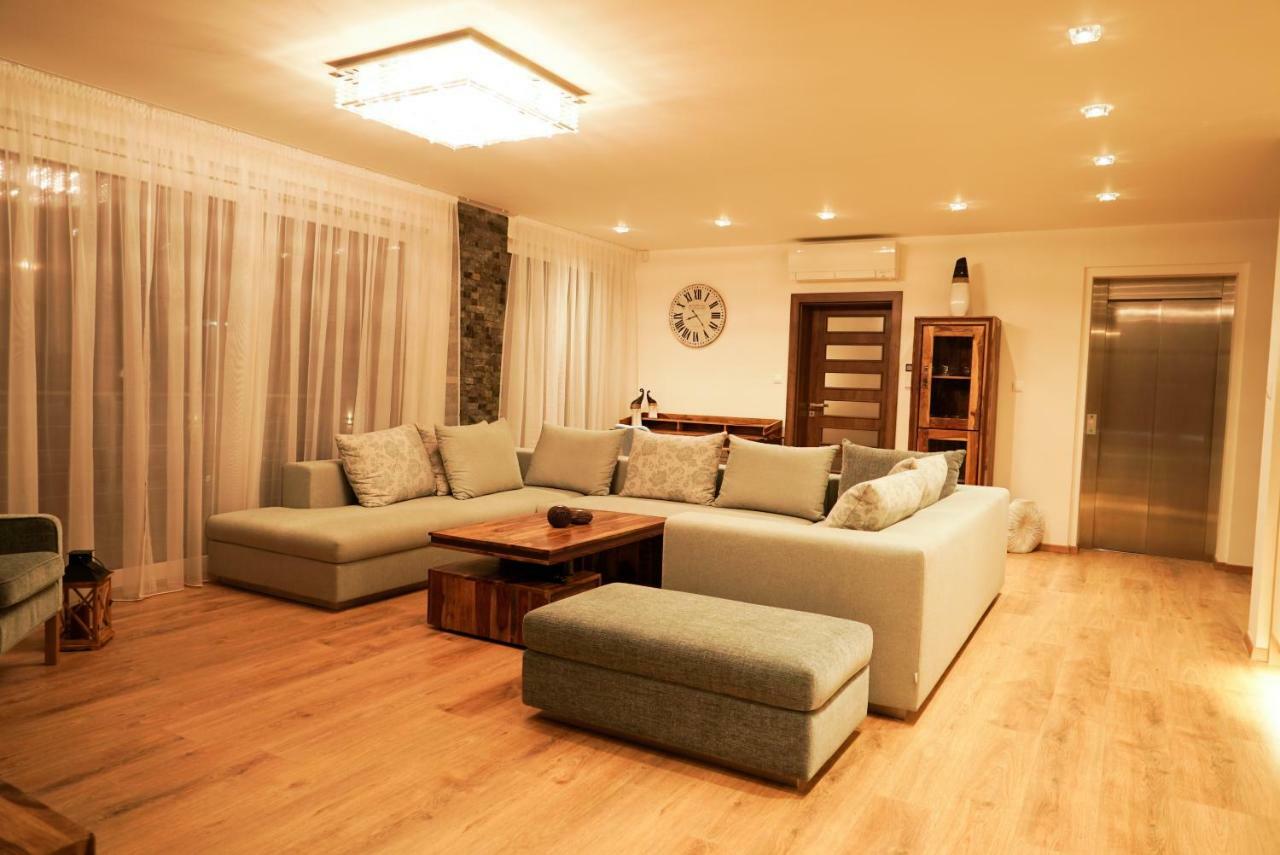 Luxury Villa Moravany nad Váhom Dış mekan fotoğraf