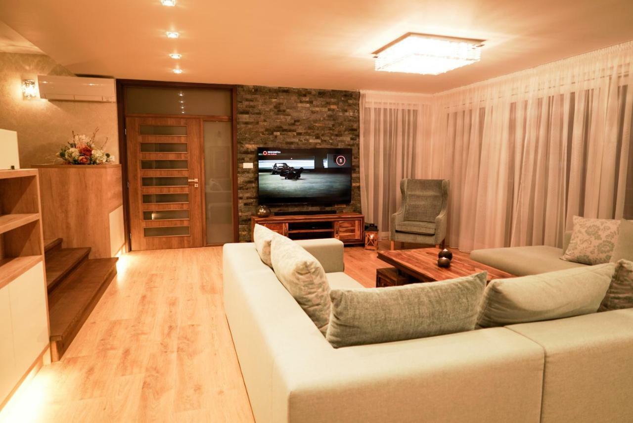 Luxury Villa Moravany nad Váhom Dış mekan fotoğraf